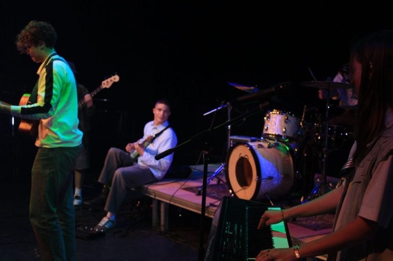 LUX (muziek band) op het podium